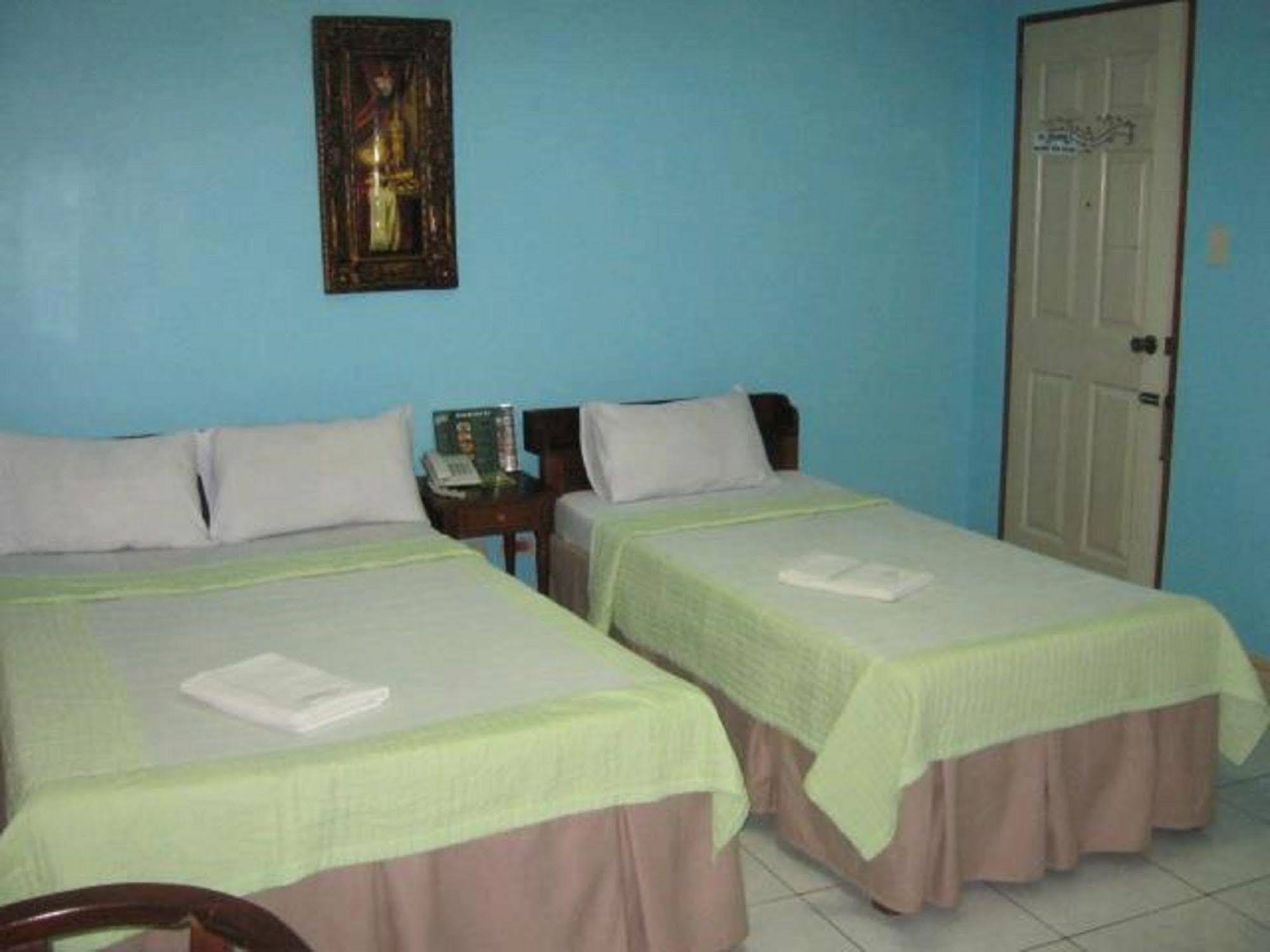 Liberty Park Pension Puerto Princesa Exterior foto