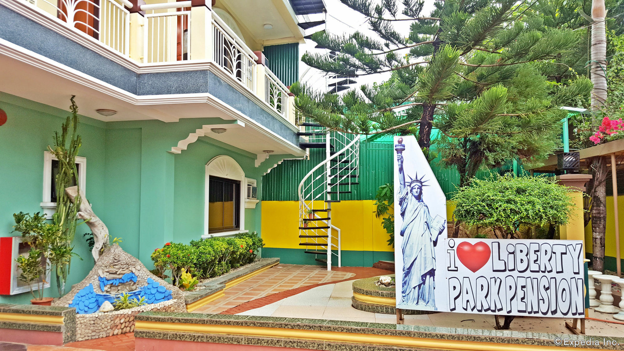 Liberty Park Pension Puerto Princesa Exterior foto